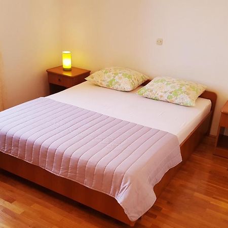 מאקרסקה Apartments Edita מראה חיצוני תמונה