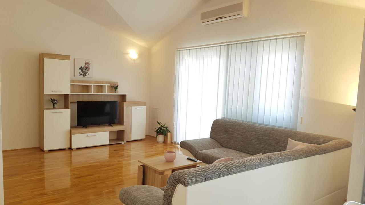 מאקרסקה Apartments Edita מראה חיצוני תמונה