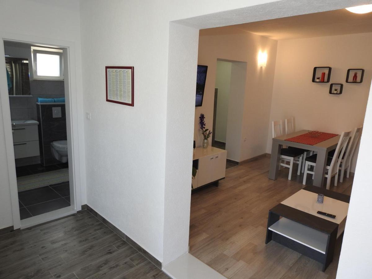 מאקרסקה Apartments Edita מראה חיצוני תמונה