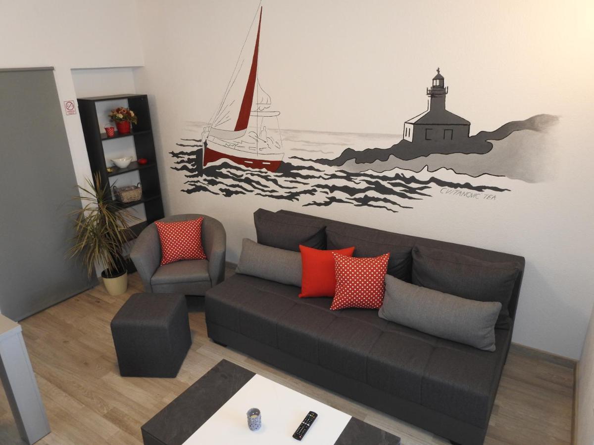 מאקרסקה Apartments Edita מראה חיצוני תמונה